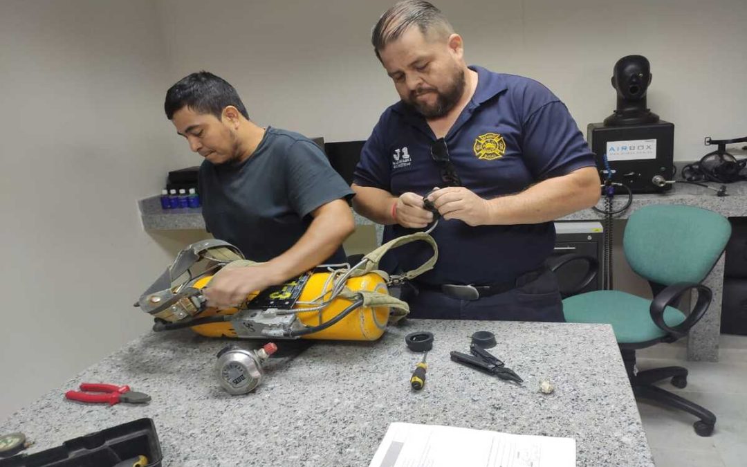 Capacitación por parte del Benemérito Cuerpo de Bomberos Guayaquil